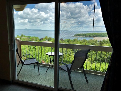 Atlantic Eyrie Lodge - image 7