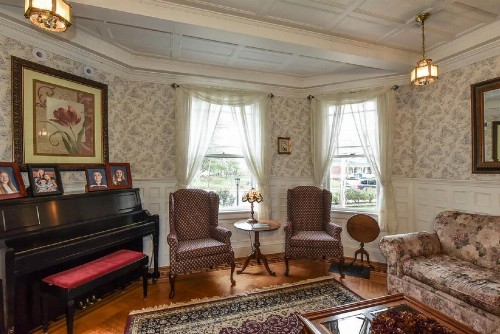 Saltair Inn Waterfront B&B - image 47