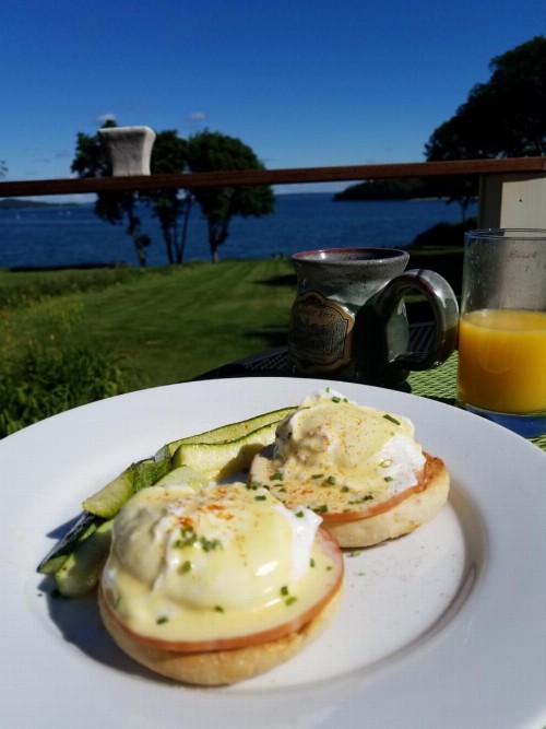 Saltair Inn Waterfront B&B - image 7