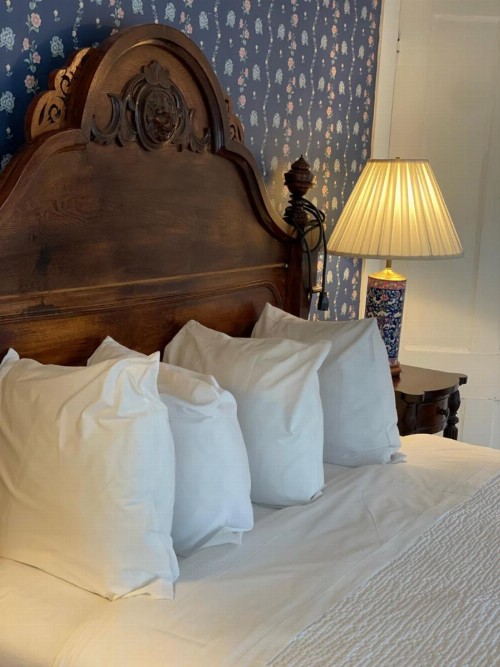 Central House Inn - image 23