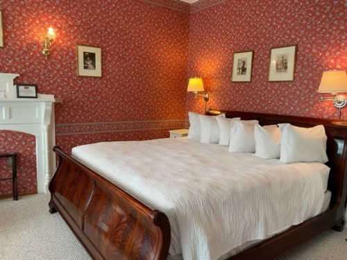 Central House Inn - image 29