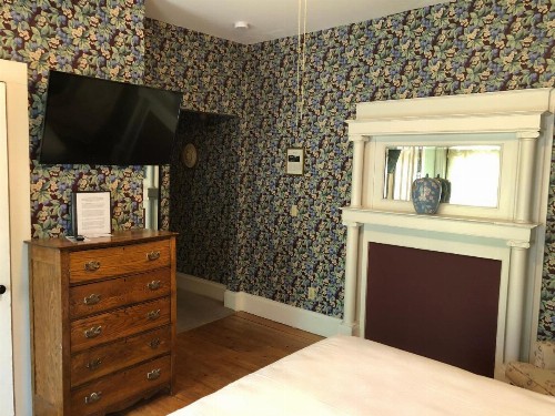 Central House Inn - image 38