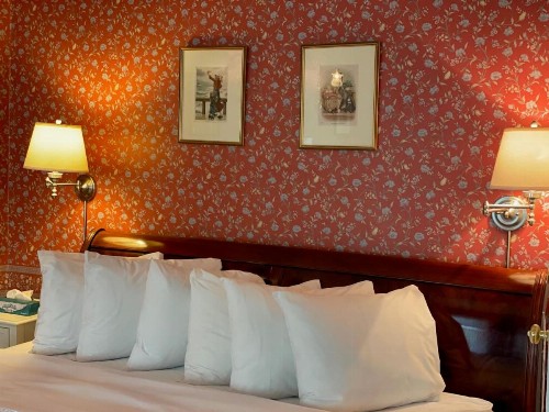 Central House Inn - image 50