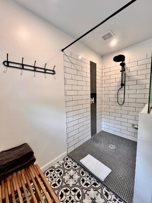 Canterbury Cottage Bed & Breakfast - image 16