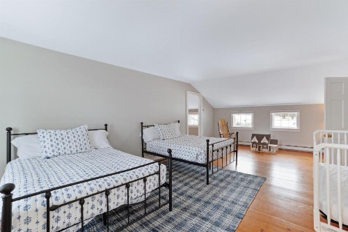 1795 Farmhouse - image 9