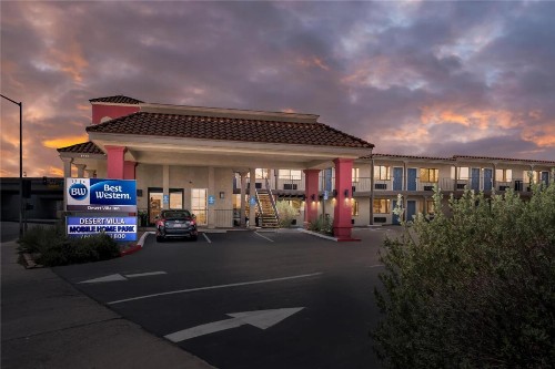 Best Western Desert Villa Inn - image 10