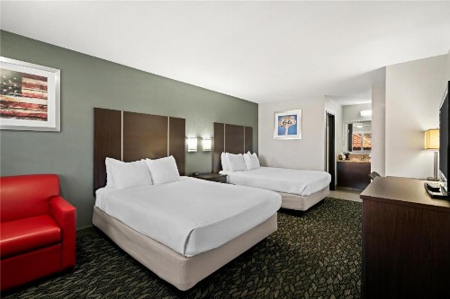Best Western Desert Villa Inn - image 15