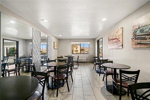 Best Western Desert Villa Inn - image 20