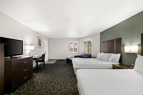 Best Western Desert Villa Inn - image 26