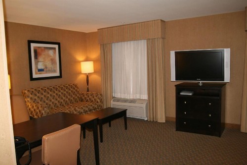 Hampton Inn and Suites Barstow - image 17