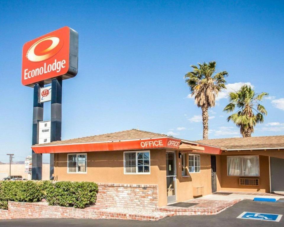 Econo Lodge On Historic Route 66 - main image