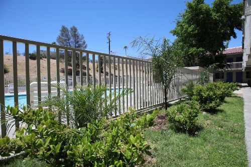 Motel 6-Barstow CA - image 2