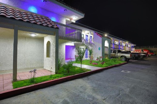 Motel 6-Barstow CA - image 41