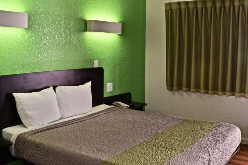 Motel 6-Barstow CA - image 50