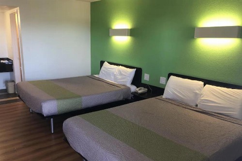 Motel 6-Barstow CA - image 7