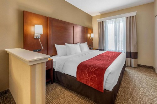 Comfort Suites Barstow near I-15 - image 13