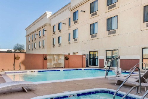 Comfort Suites Barstow near I-15 - image 14