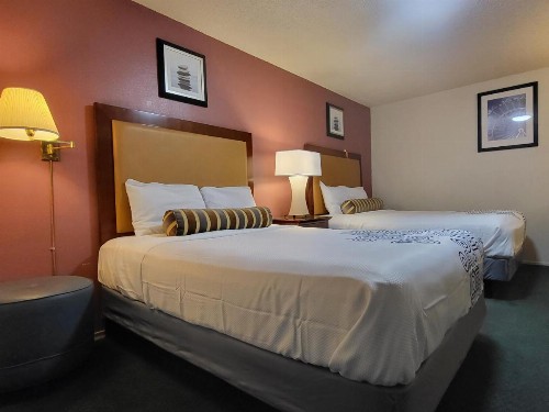 Stardust Inn - image 10