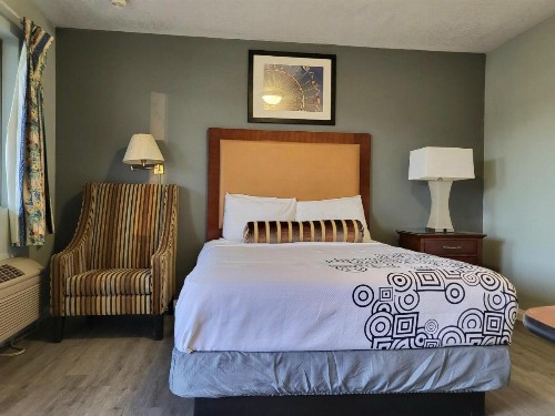 Stardust Inn - image 19