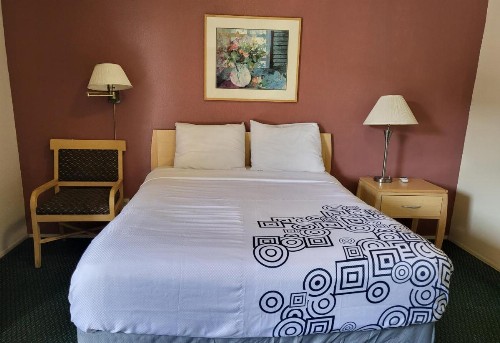 Stardust Inn - image 31