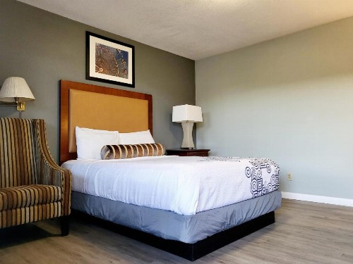 Stardust Inn - image 4