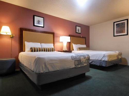 Stardust Inn - image 40