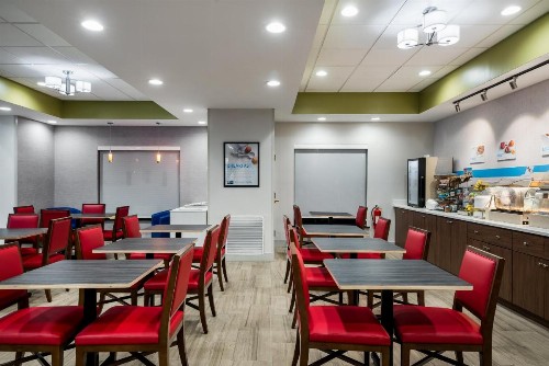 Holiday Inn Express Hotel & Suites Bartow an IHG Hotel - image 32