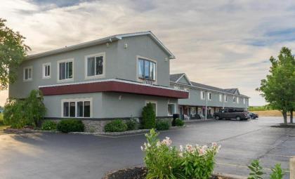 Relax Inn - Batavia - image 2