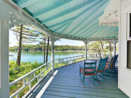 Seal Cove Home