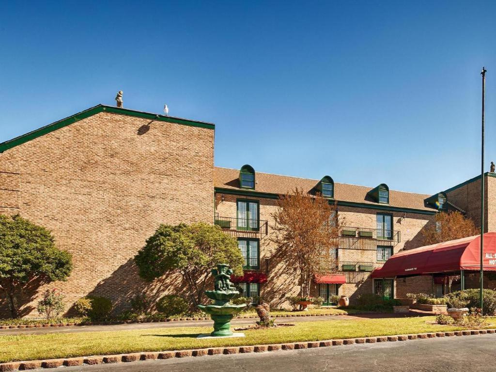 Baton Rouge Hotel - image 3