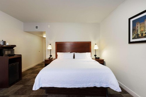 Hampton Inn & Suites Baton Rouge - I-10 East - image 34