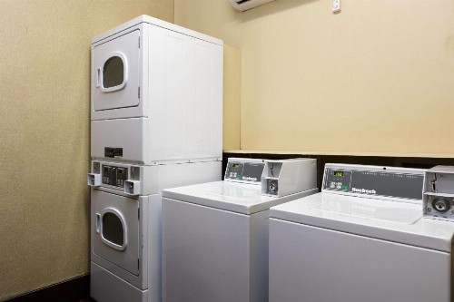 Hampton Inn & Suites Baton Rouge - I-10 East - image 48
