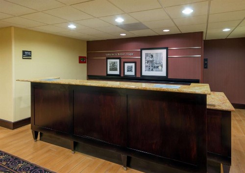 Hampton Inn I-10 & College Drive - image 7
