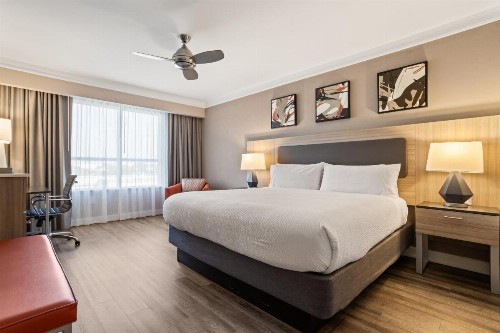Holiday Inn Baton Rouge College Drive I-10 an IHG Hotel - image 17