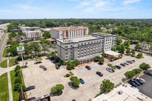 Holiday Inn Baton Rouge College Drive I-10 an IHG Hotel - image 29