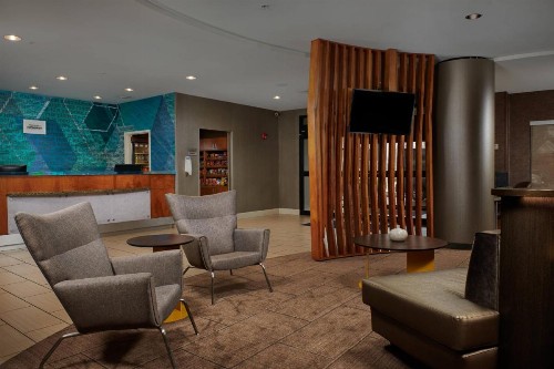 SpringHill Suites by Marriott Baton Rouge North / Airport - image 4
