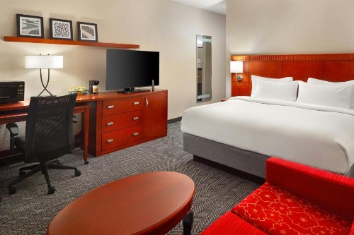 Courtyard by Marriott Baton Rouge Acadian Centre/LSU Area - image 25