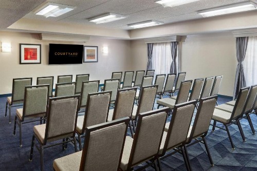 Courtyard by Marriott Baton Rouge Acadian Centre/LSU Area - image 7
