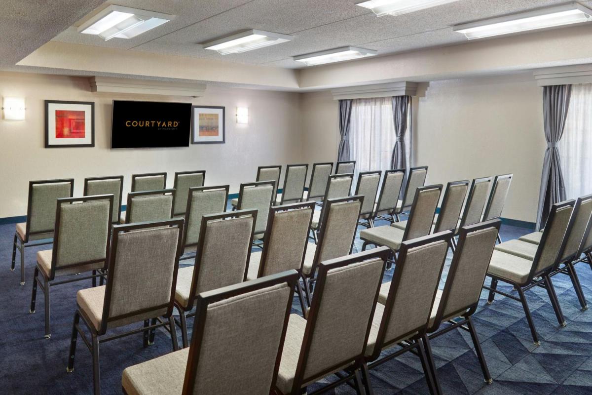 Courtyard by Marriott Baton Rouge Acadian Centre/LSU Area - image 7