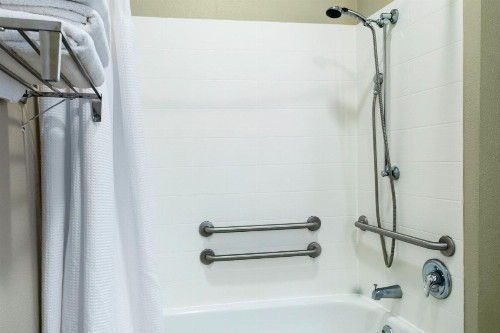 SpringHill Suites by Marriott Baton Rouge South - image 11