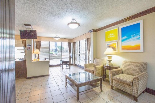 OYO Hotel Baton Rouge Mid City - image 14