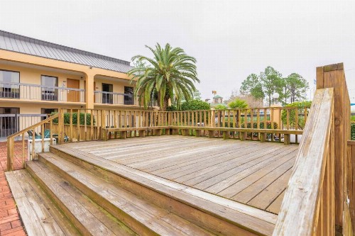 OYO Hotel Baton Rouge Mid City - image 6
