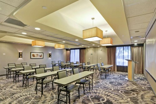 DoubleTree by Hilton Baton Rouge - image 26
