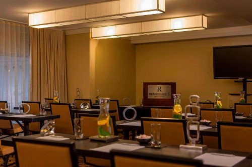 Renaissance Baton Rouge Hotel - image 14