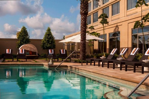 Renaissance Baton Rouge Hotel - image 2