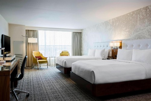 Renaissance Baton Rouge Hotel - image 23