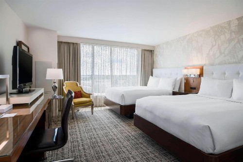 Renaissance Baton Rouge Hotel - image 9