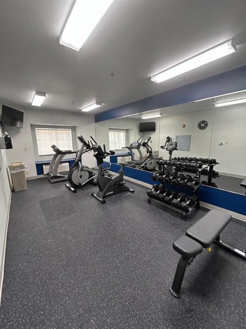 Microtel Inn and Suites Baton Rouge Airport - image 26