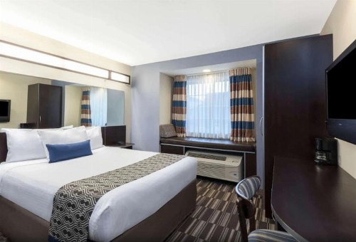 Microtel Inn and Suites Baton Rouge Airport - image 29