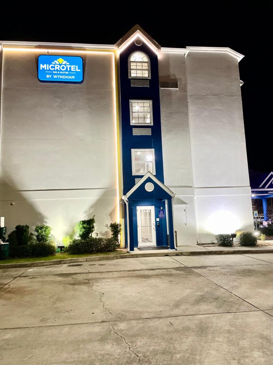 Microtel Inn and Suites Baton Rouge Airport - image 5